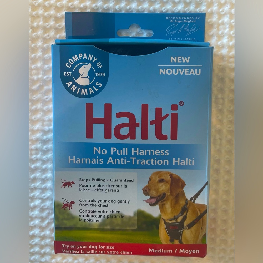 NWT Halti No Pull Harness Size Medium Makes Walking Easy